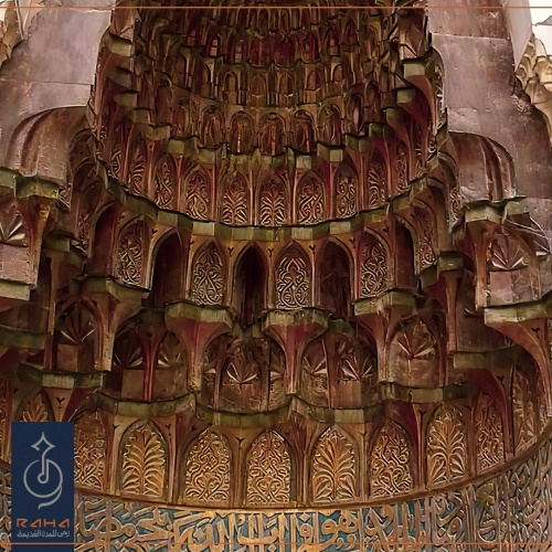 decorations in the Islamic buildings in Aleppo